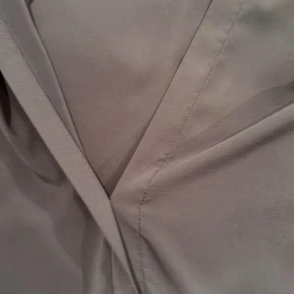 Women’s Calvin Klein Royal Blue silky blouse cap flutter sleeve with V neck - Picture 4 of 5